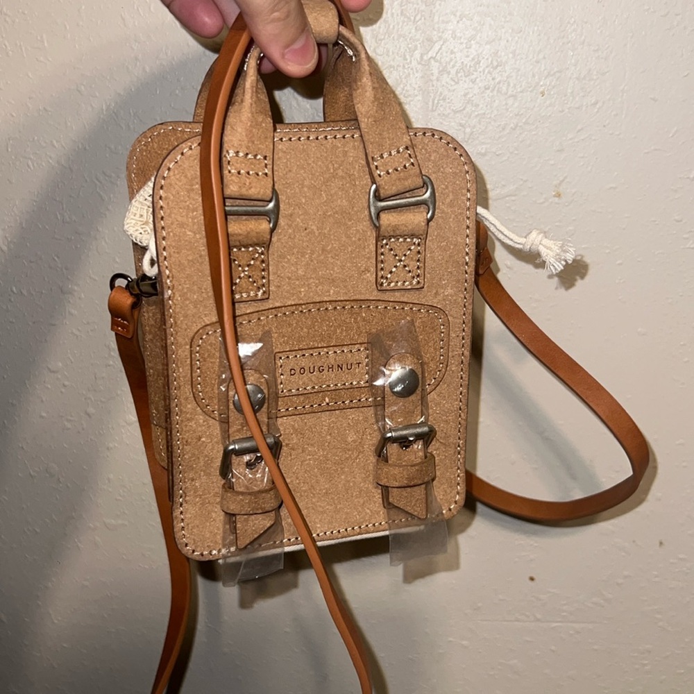 Doughnut crossbody 💕